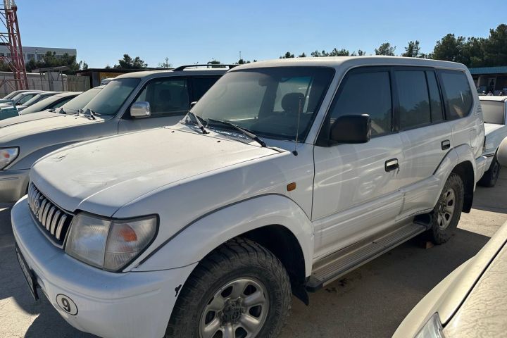 TOYOTA LAND GRUISER PRADO