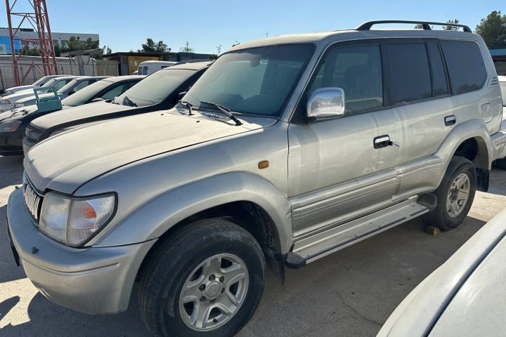 TOYOTA LAND GRUISER PRADO