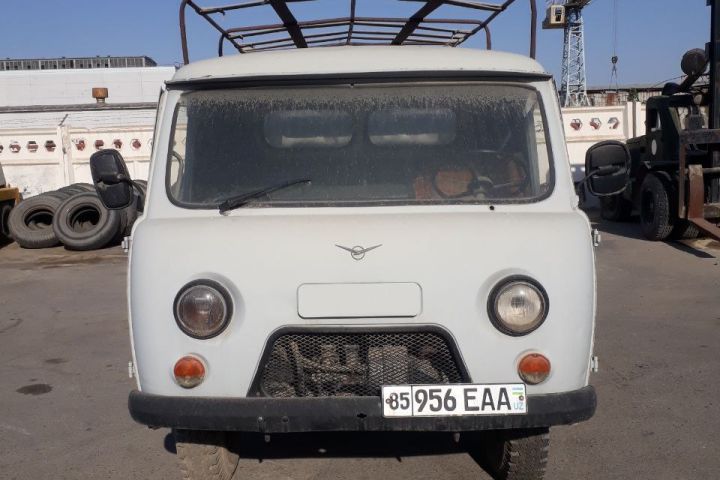 UAZ 3303