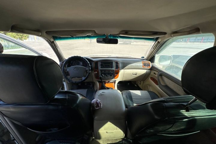 TOYOTA LAND GRUISER PRADO