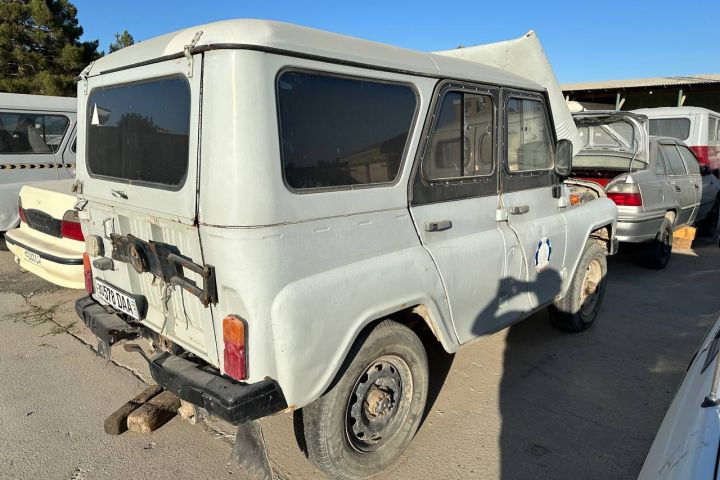UAZ 31519