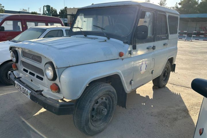 UAZ 31519