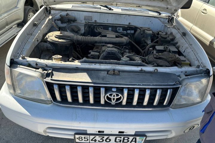 TOYOTA LAND GRUISER PRADO