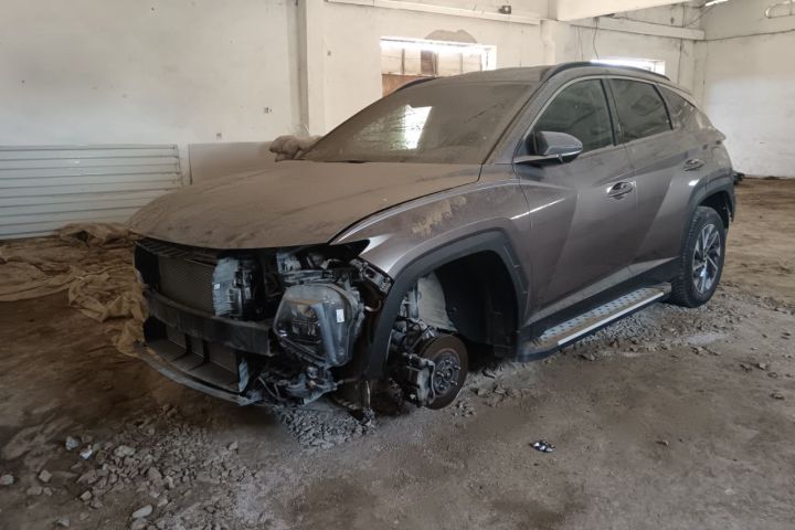 Hyundai tucson д.р.:90/920/HBA