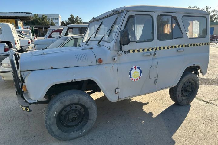 UAZ 31519