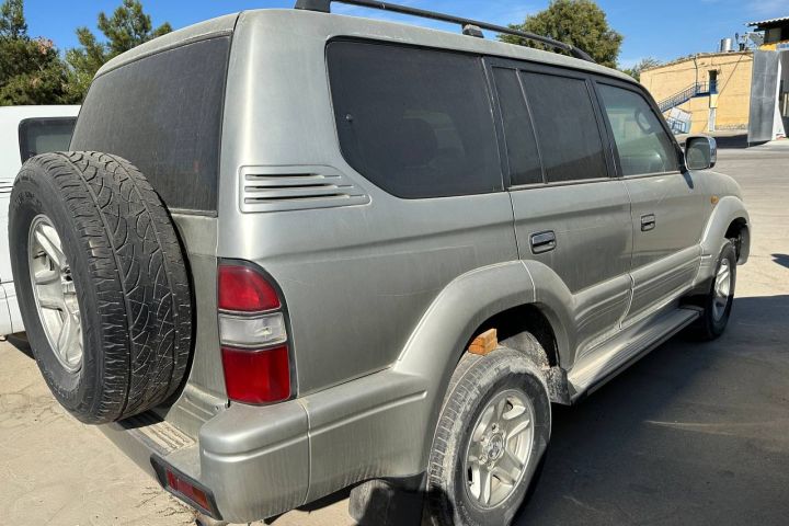 TOYOTA LAND GRUISER PRADO